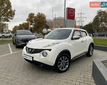 Белый Ниссан Жук, объемом двигателя 1.6 л и пробегом 138 тыс. км за 10500 $, фото 1 на Automoto.ua
