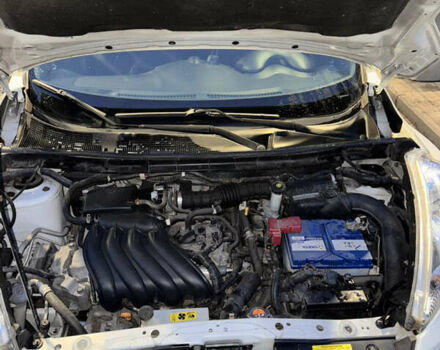 Белый Ниссан Жук, объемом двигателя 1.6 л и пробегом 165 тыс. км за 10700 $, фото 11 на Automoto.ua