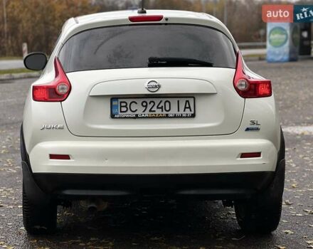 Белый Ниссан Жук, объемом двигателя 1.6 л и пробегом 255 тыс. км за 8999 $, фото 14 на Automoto.ua