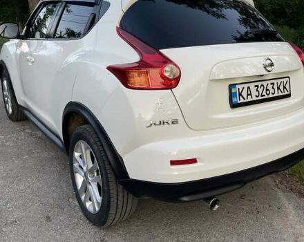 Белый Ниссан Жук, объемом двигателя 1.6 л и пробегом 157 тыс. км за 11700 $, фото 3 на Automoto.ua