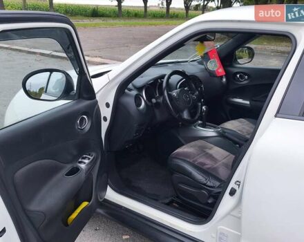 Белый Ниссан Жук, объемом двигателя 1.6 л и пробегом 207 тыс. км за 9800 $, фото 7 на Automoto.ua