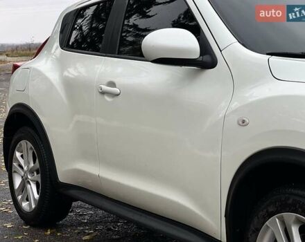 Белый Ниссан Жук, объемом двигателя 1.6 л и пробегом 255 тыс. км за 8999 $, фото 1 на Automoto.ua
