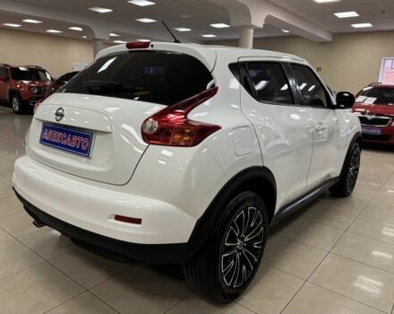 Белый Ниссан Жук, объемом двигателя 1.6 л и пробегом 141 тыс. км за 10900 $, фото 8 на Automoto.ua