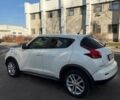 Белый Ниссан Жук, объемом двигателя 1.6 л и пробегом 143 тыс. км за 10000 $, фото 4 на Automoto.ua