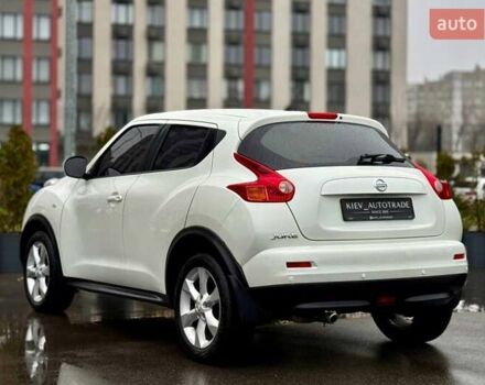 Белый Ниссан Жук, объемом двигателя 1.6 л и пробегом 175 тыс. км за 9500 $, фото 13 на Automoto.ua