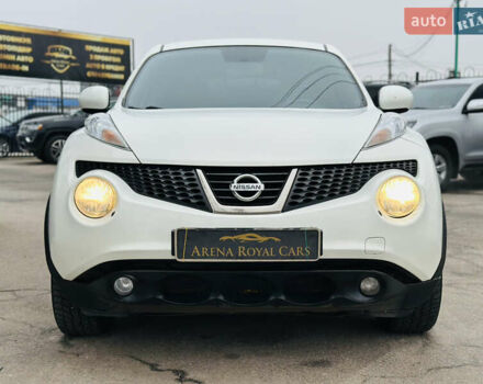 Белый Ниссан Жук, объемом двигателя 1.57 л и пробегом 106 тыс. км за 11500 $, фото 6 на Automoto.ua