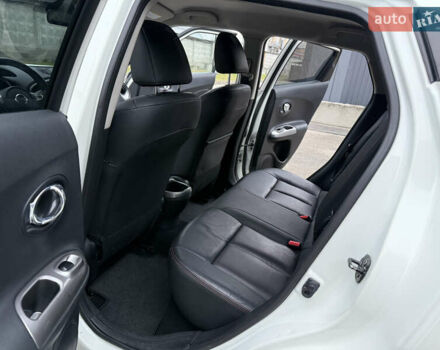 Белый Ниссан Жук, объемом двигателя 1.6 л и пробегом 64 тыс. км за 12700 $, фото 18 на Automoto.ua