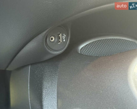 Белый Ниссан Жук, объемом двигателя 1.6 л и пробегом 137 тыс. км за 9600 $, фото 59 на Automoto.ua