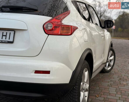 Білий Ніссан Жук, об'ємом двигуна 1.6 л та пробігом 95 тис. км за 10850 $, фото 18 на Automoto.ua