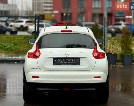 Белый Ниссан Жук, объемом двигателя 1.6 л и пробегом 175 тыс. км за 9500 $, фото 11 на Automoto.ua