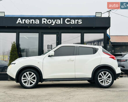 Белый Ниссан Жук, объемом двигателя 1.57 л и пробегом 106 тыс. км за 11500 $, фото 4 на Automoto.ua