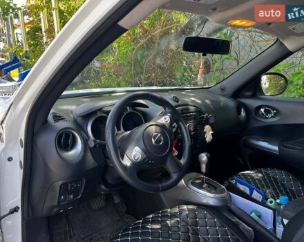 Белый Ниссан Жук, объемом двигателя 1.6 л и пробегом 170 тыс. км за 11000 $, фото 7 на Automoto.ua