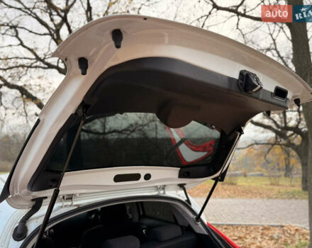 Білий Ніссан Жук, об'ємом двигуна 1.6 л та пробігом 95 тис. км за 10850 $, фото 25 на Automoto.ua