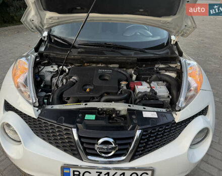 Белый Ниссан Жук, объемом двигателя 1.6 л и пробегом 137 тыс. км за 9600 $, фото 56 на Automoto.ua