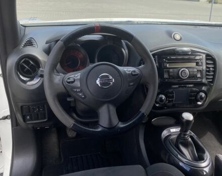 Белый Ниссан Жук, объемом двигателя 1.6 л и пробегом 150 тыс. км за 10900 $, фото 6 на Automoto.ua