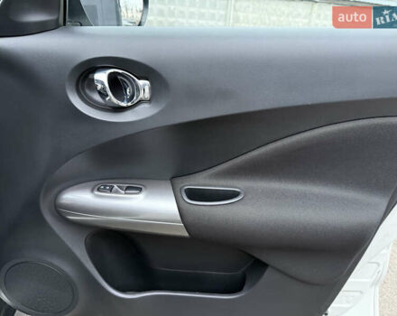 Белый Ниссан Жук, объемом двигателя 1.6 л и пробегом 64 тыс. км за 12700 $, фото 30 на Automoto.ua