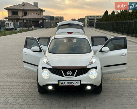 Белый Ниссан Жук, объемом двигателя 1.6 л и пробегом 86 тыс. км за 12700 $, фото 83 на Automoto.ua