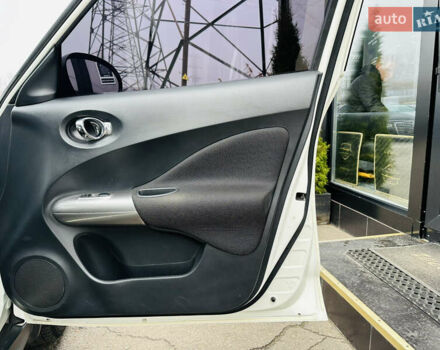 Белый Ниссан Жук, объемом двигателя 1.57 л и пробегом 106 тыс. км за 11500 $, фото 24 на Automoto.ua