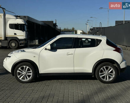 Белый Ниссан Жук, объемом двигателя 1.6 л и пробегом 190 тыс. км за 8500 $, фото 12 на Automoto.ua