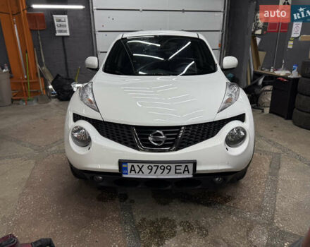 Белый Ниссан Жук, объемом двигателя 1.6 л и пробегом 133 тыс. км за 9800 $, фото 5 на Automoto.ua