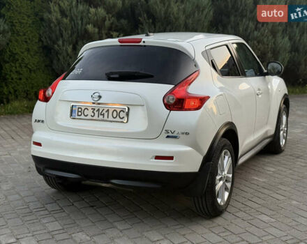 Белый Ниссан Жук, объемом двигателя 1.6 л и пробегом 137 тыс. км за 9600 $, фото 13 на Automoto.ua