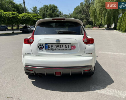 Белый Ниссан Жук, объемом двигателя 1.62 л и пробегом 183 тыс. км за 10200 $, фото 4 на Automoto.ua