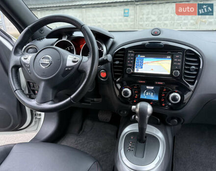 Белый Ниссан Жук, объемом двигателя 1.6 л и пробегом 64 тыс. км за 12700 $, фото 24 на Automoto.ua