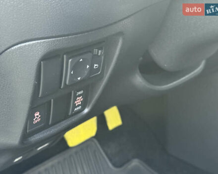 Белый Ниссан Жук, объемом двигателя 1.6 л и пробегом 137 тыс. км за 9600 $, фото 26 на Automoto.ua