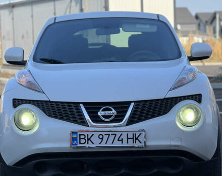 Белый Ниссан Жук, объемом двигателя 1.6 л и пробегом 233 тыс. км за 7300 $, фото 4 на Automoto.ua