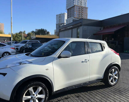 Ниссан Жук 2013 в Днепре (Днепропетровске) на Automoto.ua Белый Ниссан Жук, объемом двигателя 1.6 л и пробегом 212 тыс. км за 9000 $, фото 1 на Automoto.ua