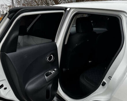 Белый Ниссан Жук, объемом двигателя 1.6 л и пробегом 92 тыс. км за 12999 $, фото 4 на Automoto.ua