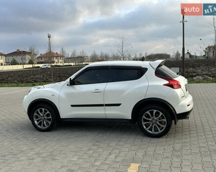 Белый Ниссан Жук, объемом двигателя 1.6 л и пробегом 86 тыс. км за 12700 $, фото 25 на Automoto.ua