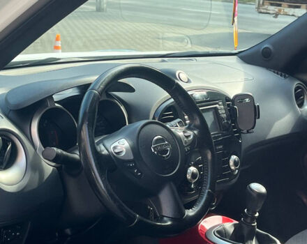 Белый Ниссан Жук, объемом двигателя 1.5 л и пробегом 151 тыс. км за 11000 $, фото 7 на Automoto.ua