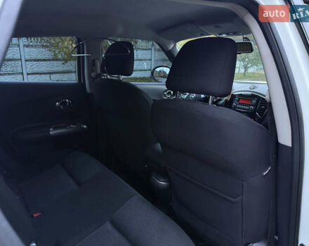 Белый Ниссан Жук, объемом двигателя 1.6 л и пробегом 133 тыс. км за 9800 $, фото 11 на Automoto.ua