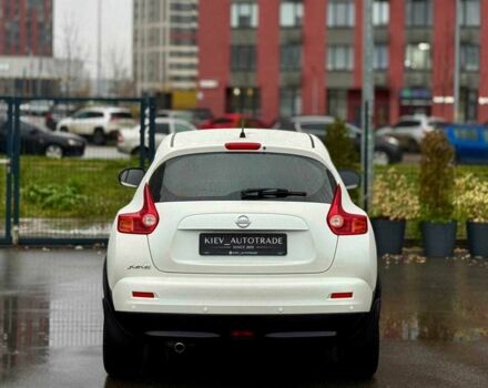 Белый Ниссан Жук, объемом двигателя 1.6 л и пробегом 175 тыс. км за 9500 $, фото 7 на Automoto.ua