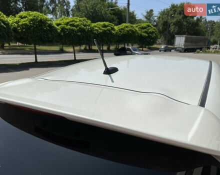 Белый Ниссан Жук, объемом двигателя 1.62 л и пробегом 183 тыс. км за 10200 $, фото 13 на Automoto.ua