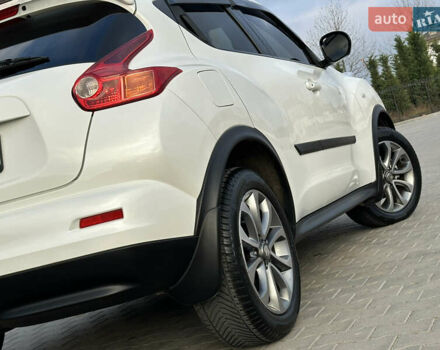 Белый Ниссан Жук, объемом двигателя 1.6 л и пробегом 86 тыс. км за 12700 $, фото 34 на Automoto.ua