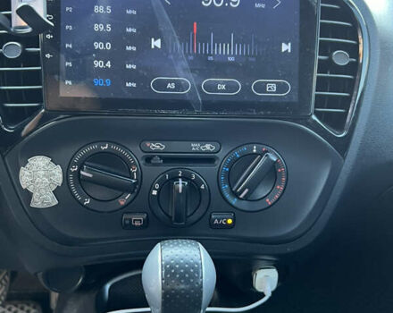 Белый Ниссан Жук, объемом двигателя 1.6 л и пробегом 233 тыс. км за 7300 $, фото 23 на Automoto.ua