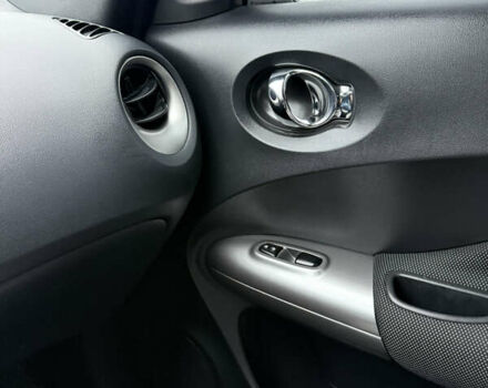 Белый Ниссан Жук, объемом двигателя 1.6 л и пробегом 106 тыс. км за 10400 $, фото 16 на Automoto.ua