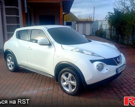 Белый Ниссан Жук, объемом двигателя 1.6 л и пробегом 135 тыс. км за 8150 $, фото 3 на Automoto.ua