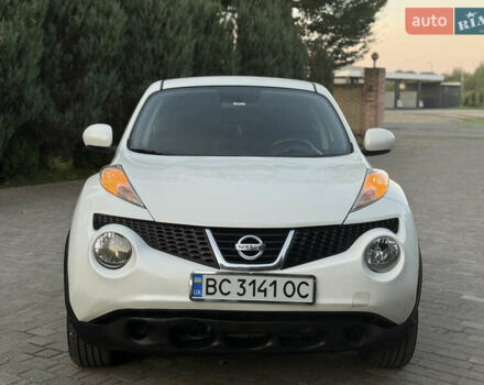Белый Ниссан Жук, объемом двигателя 1.6 л и пробегом 137 тыс. км за 9600 $, фото 2 на Automoto.ua