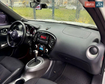 Белый Ниссан Жук, объемом двигателя 1.6 л и пробегом 175 тыс. км за 9500 $, фото 32 на Automoto.ua