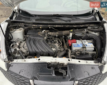 Белый Ниссан Жук, объемом двигателя 1.6 л и пробегом 106 тыс. км за 10400 $, фото 12 на Automoto.ua