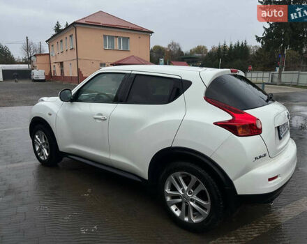 Белый Ниссан Жук, объемом двигателя 1.6 л и пробегом 136 тыс. км за 10500 $, фото 3 на Automoto.ua