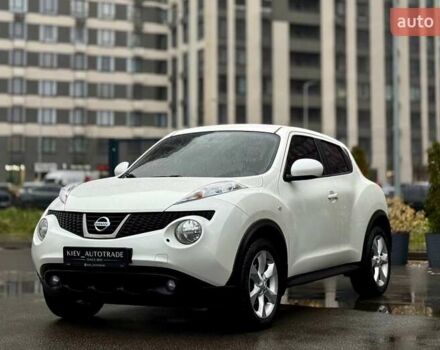 Белый Ниссан Жук, объемом двигателя 1.6 л и пробегом 175 тыс. км за 9500 $, фото 4 на Automoto.ua