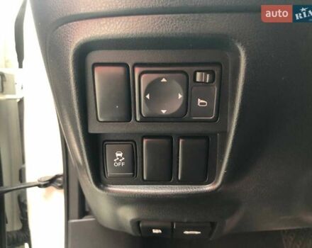 Белый Ниссан Жук, объемом двигателя 1.62 л и пробегом 336 тыс. км за 8490 $, фото 17 на Automoto.ua