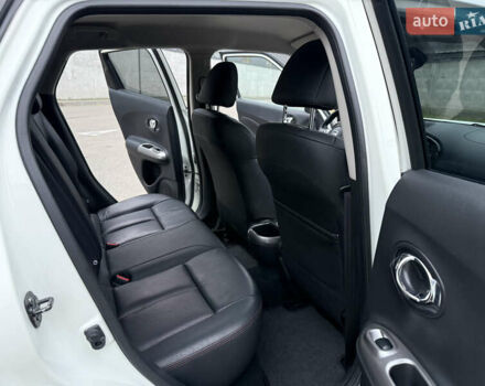 Белый Ниссан Жук, объемом двигателя 1.6 л и пробегом 64 тыс. км за 12700 $, фото 17 на Automoto.ua