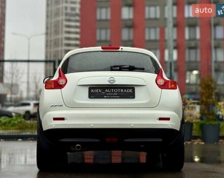 Белый Ниссан Жук, объемом двигателя 1.6 л и пробегом 175 тыс. км за 9500 $, фото 10 на Automoto.ua