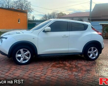 Белый Ниссан Жук, объемом двигателя 1.6 л и пробегом 135 тыс. км за 8150 $, фото 1 на Automoto.ua