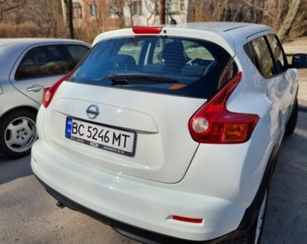Белый Ниссан Жук, объемом двигателя 1.6 л и пробегом 84 тыс. км за 12500 $, фото 23 на Automoto.ua